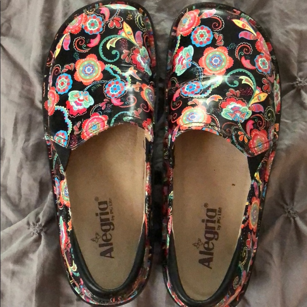 Alegria Floral Print Clog Size 9